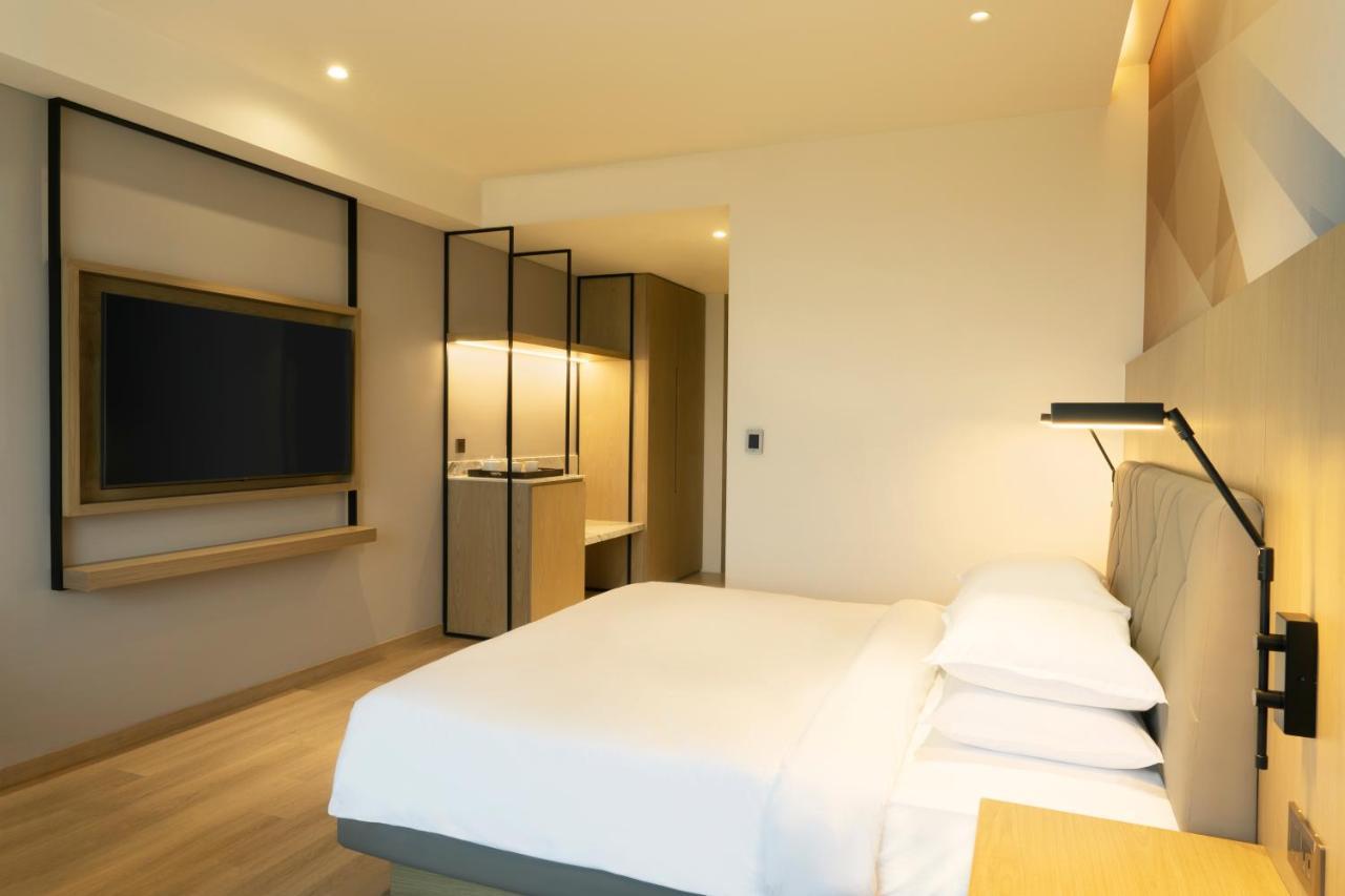 Hyatt Place Bharuch Bagian luar foto
