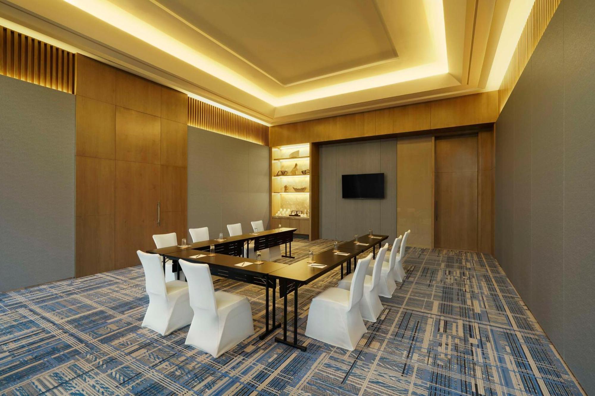 Hyatt Place Bharuch Bagian luar foto